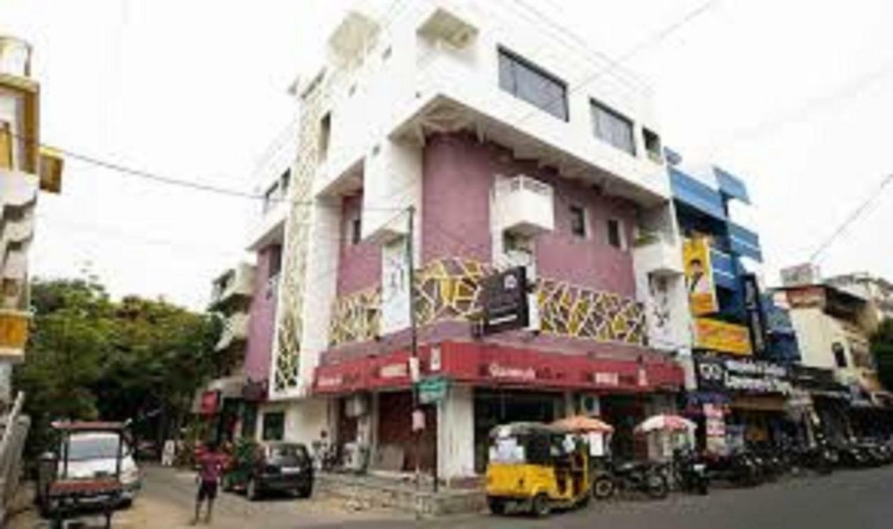 Le Mirage Hotel Pondicherry Exterior photo